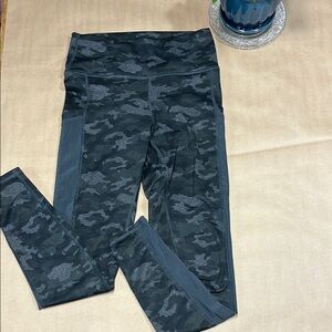 Fabletics Powerhold Camouflage Leggings Small